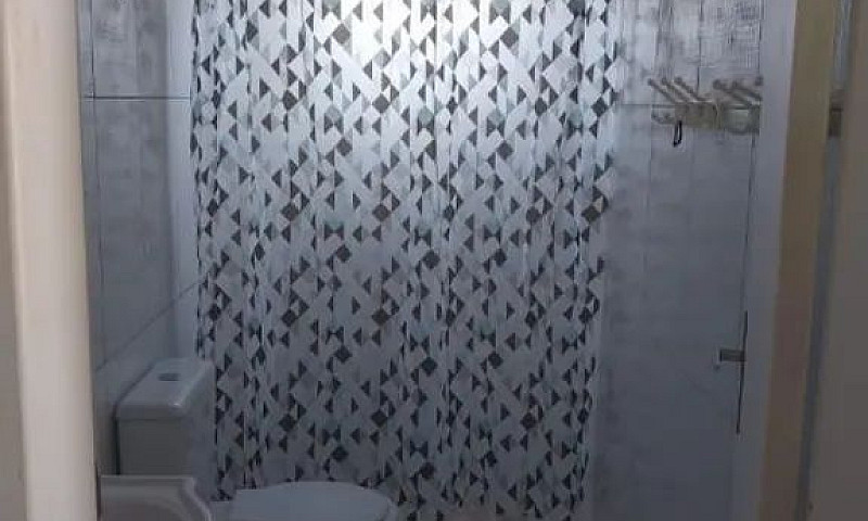 Aluga-Se Casa Na Pra...