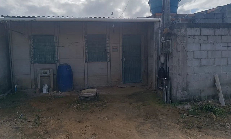 Casas A Venda Em Jac...