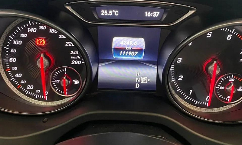 Mercedes-Benz Gla 20...