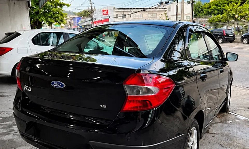 Ford Ka+ Sedan 1.5 1...