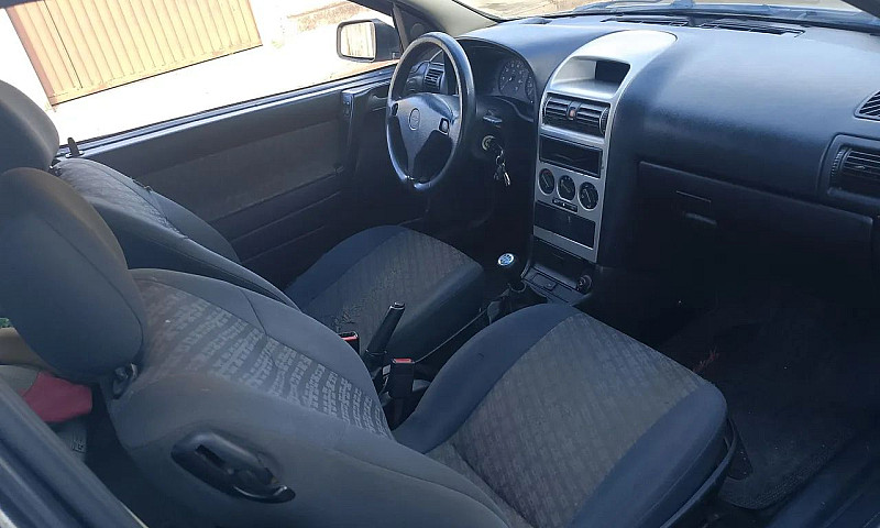 Chevrolet Astra Gl 1...
