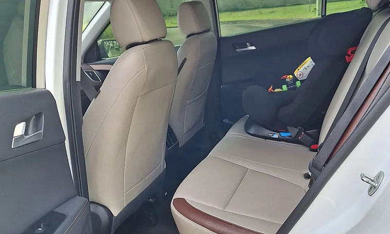 Hyundai Creta Presti...