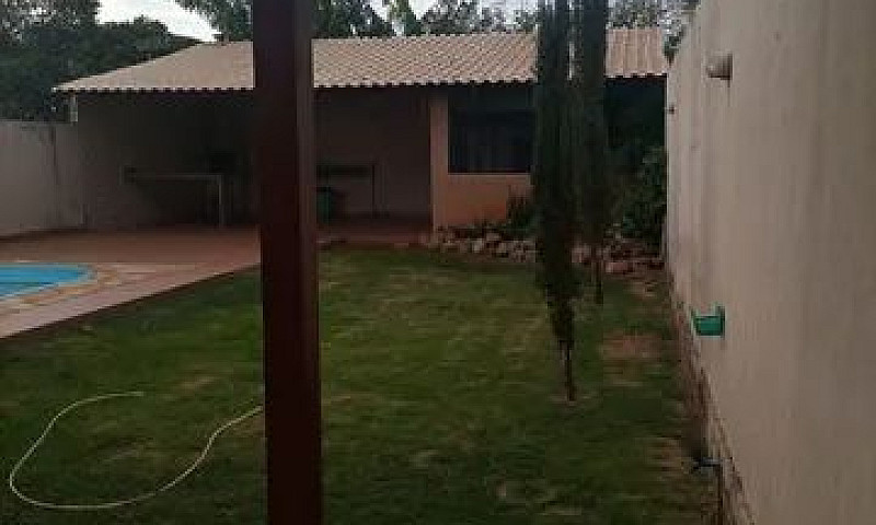 Alugo Casa 3 Quartos...