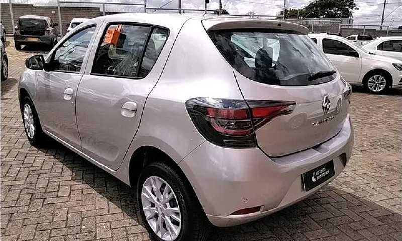Renault Sandero 2023...