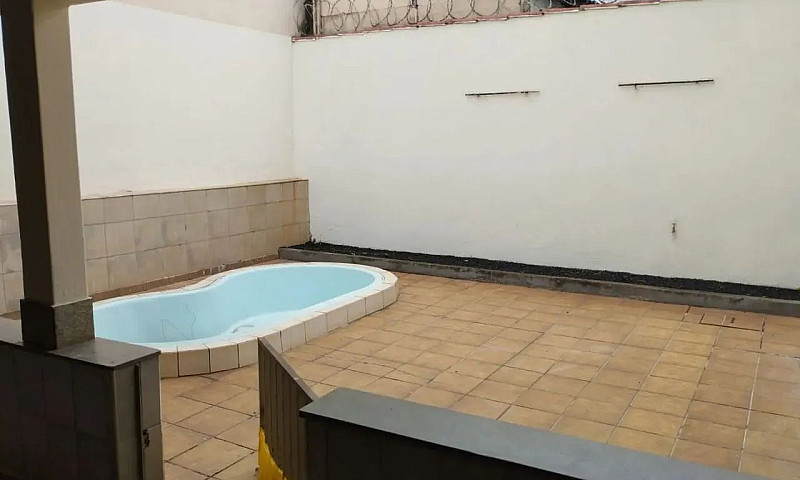 Casa Disponível Para...