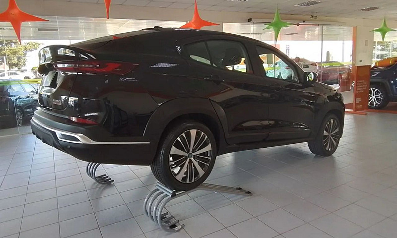 Fiat Fastback 2024 1...