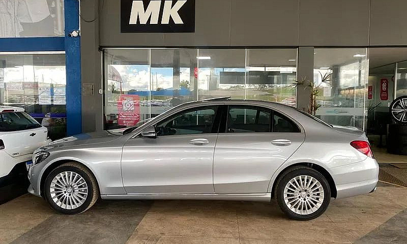 Mercedes-Benz C200 2...