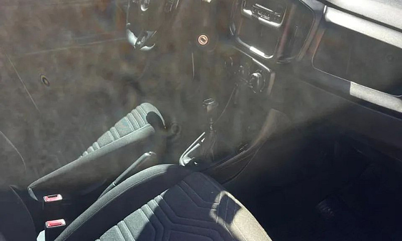 Fiat Strada Freedom ...