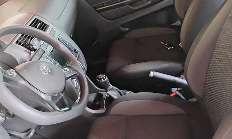 Volkswagen Fox Conne...