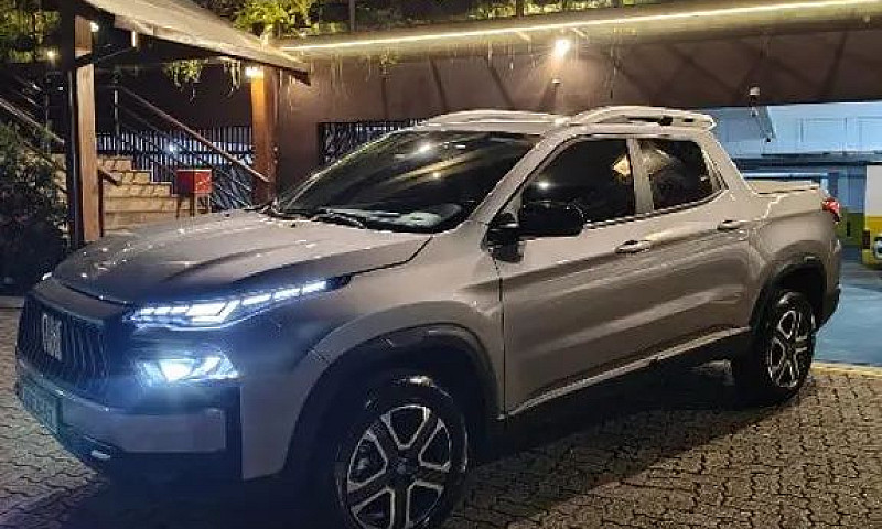 Fiat Toro Freedom 1....