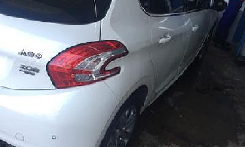 Peugeot 208 Griffe A...