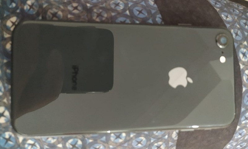 Iphone 8 64Gb...