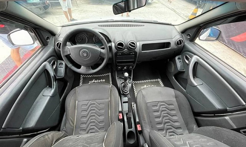 Renault Logan Expres...