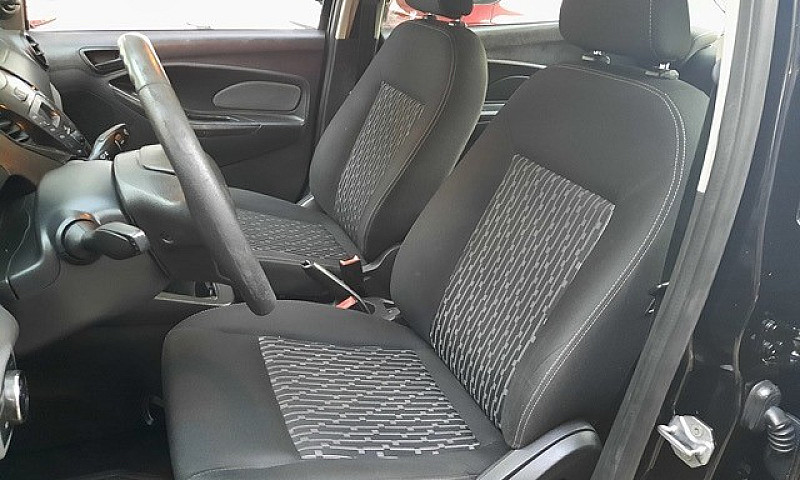 Ka Sedan 1.5 Flex An...