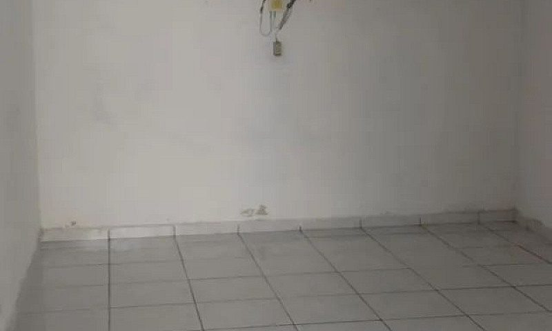 Aluga-Se Casa R$ 400...