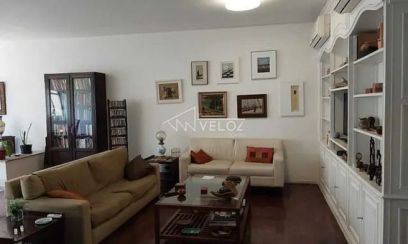 Apartamento-À Venda-...