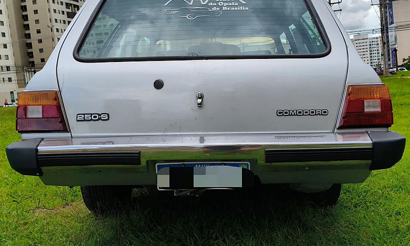 Chevrolet Caravan Co...