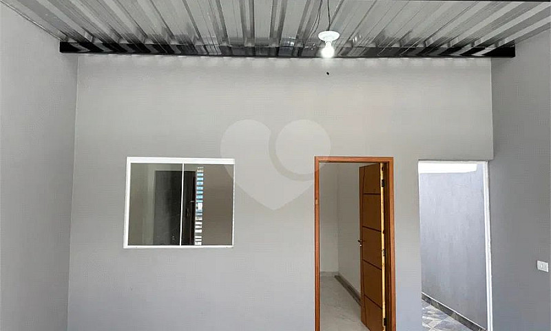 Casa Com 2 Quartos À...