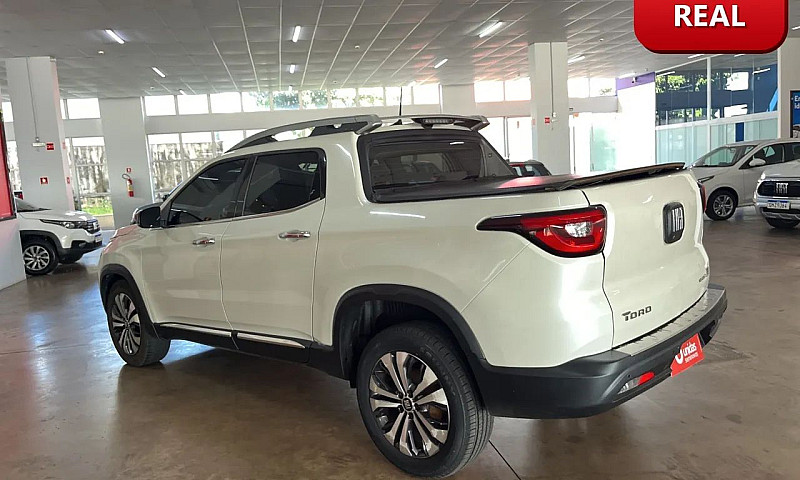 Fiat Toro Volcano 2....