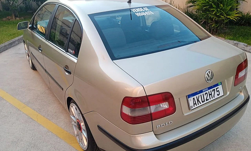 Volkswagen Polo Seda...