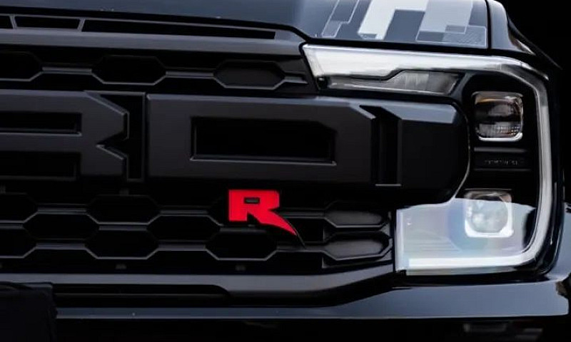 Ford Ranger Raptor 3...