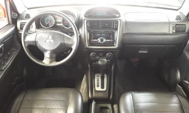 Mitsubishi Pajero Tr...