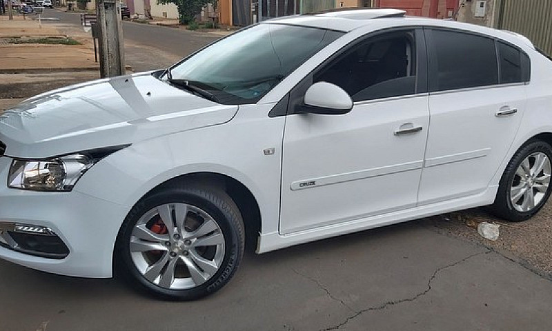 Cruzer Hatch Ltz 201...