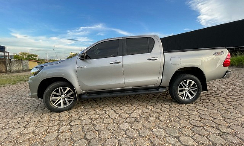 Hilux 18/19...