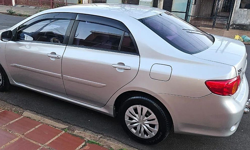 Toyota Corolla Xli 1...