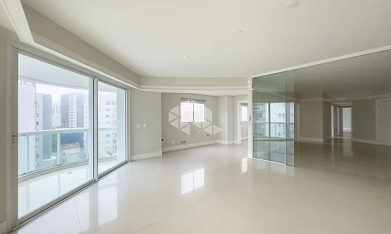 Apartamento 3 Suítes...