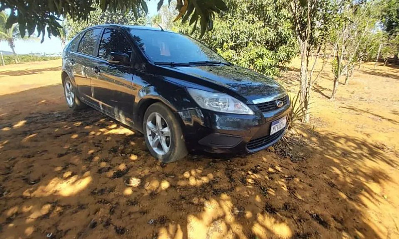 Ford Focus 1.6 S/Se/...