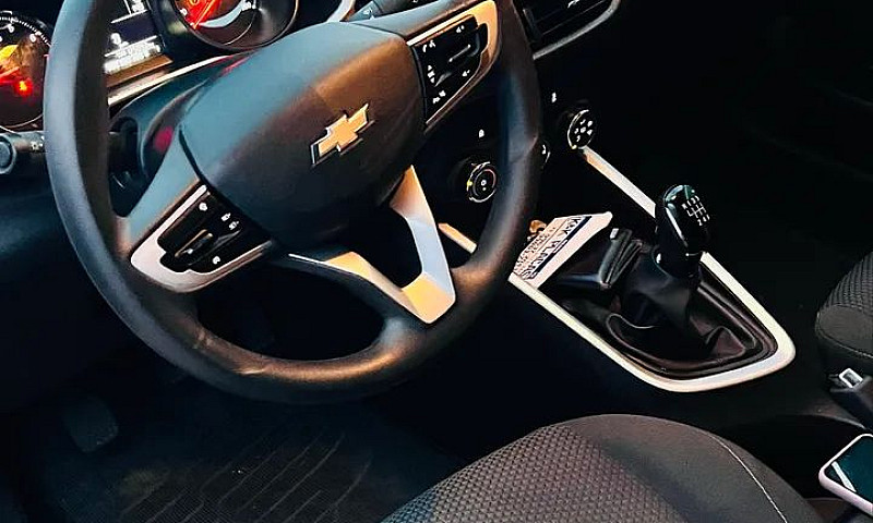 Chevrolet Onix Plus ...