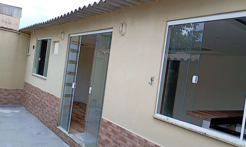 Alugo Casa Totalment...