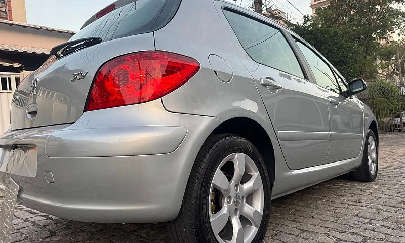 Peugeot 307 Feline 2...