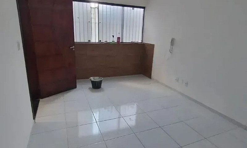 Apartamento 101 (Tér...