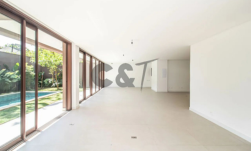 Casa De Condominio -...