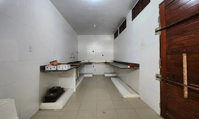 Ponto Comercial À Ve...