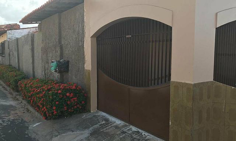 Alugo Excelente Casa...