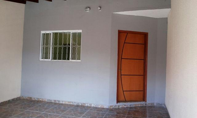 Casa Recém-Construíd...