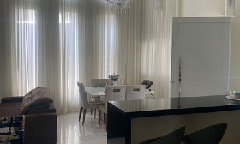 Excelente Casa Moder...