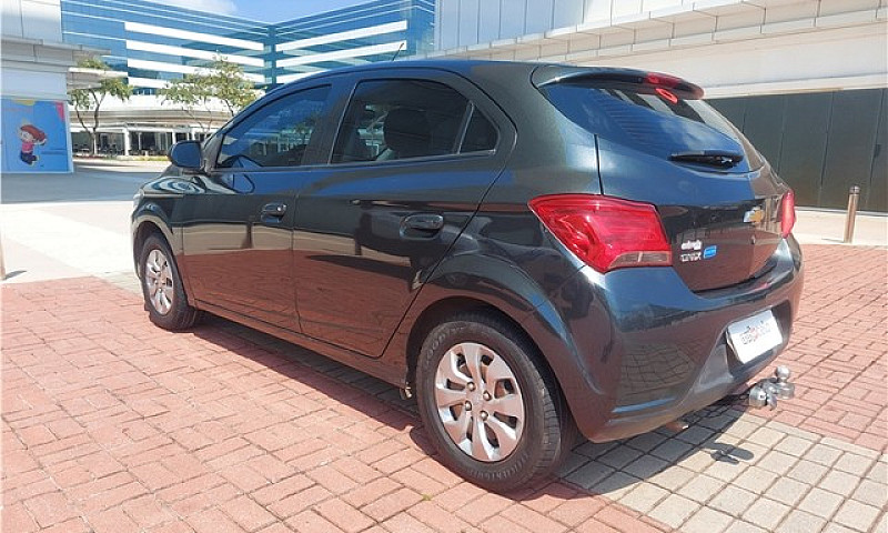 Chevrolet Onix 2018 ...