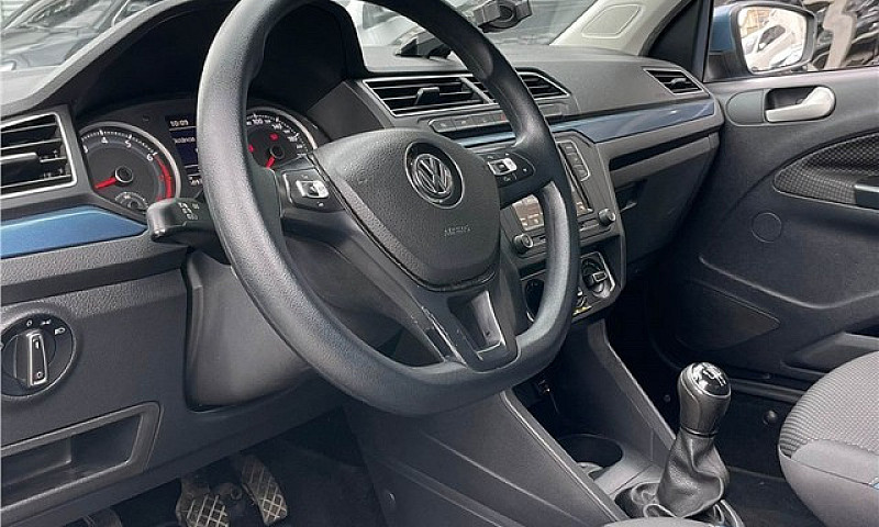 Volkswagen Voyage 20...