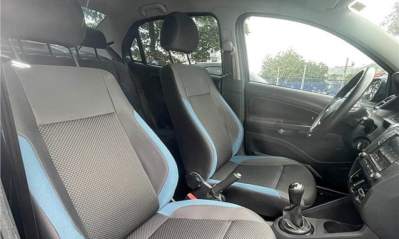Volkswagen Voyage 20...
