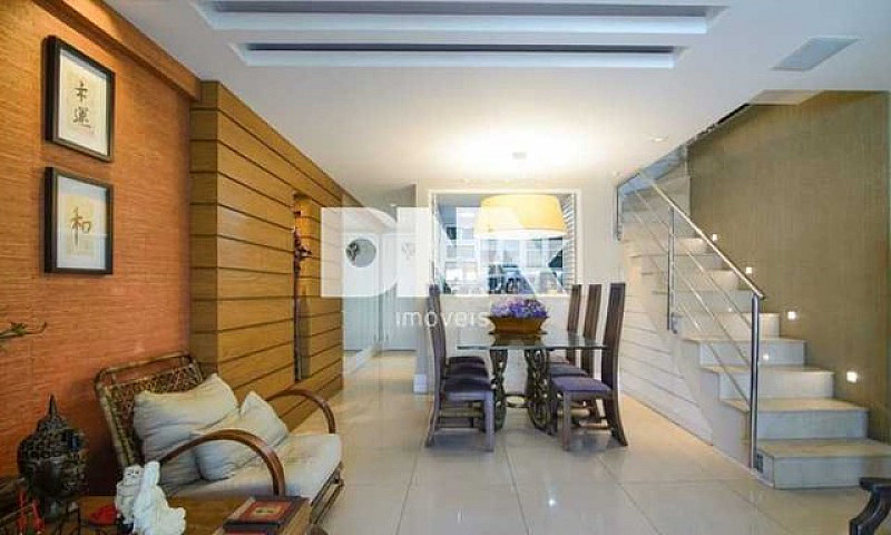 Apartamento-À Venda-...