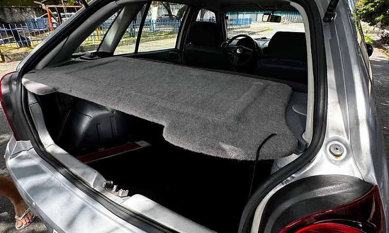 Gol G4 2013 4P 1.0 8...