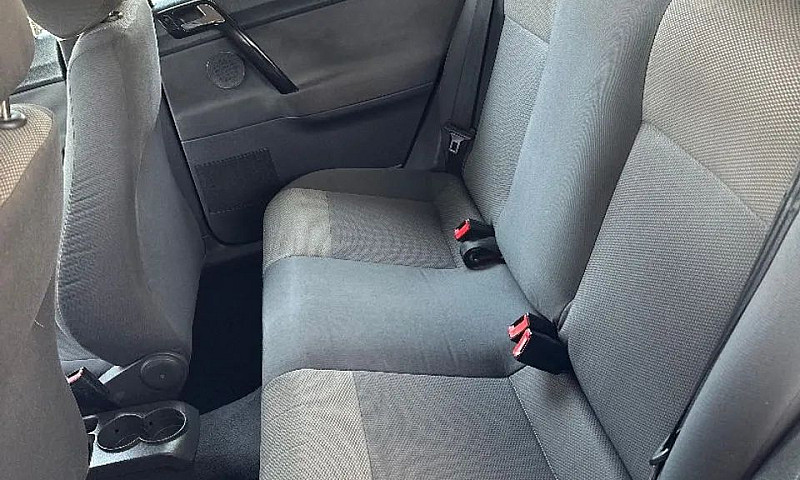 Volkswagen Polo Seda...