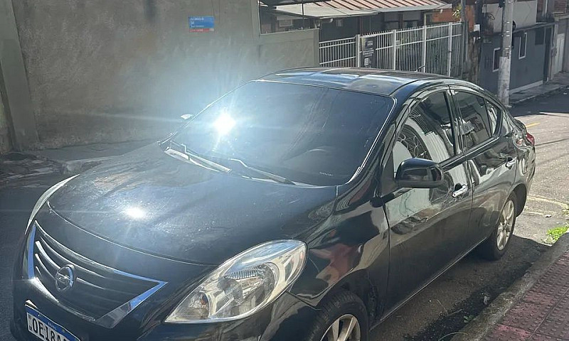 Nissan Versa Sl 1.6 ...