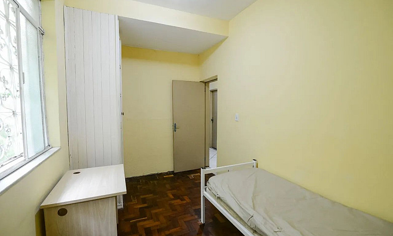Suíte Privativa Acon...