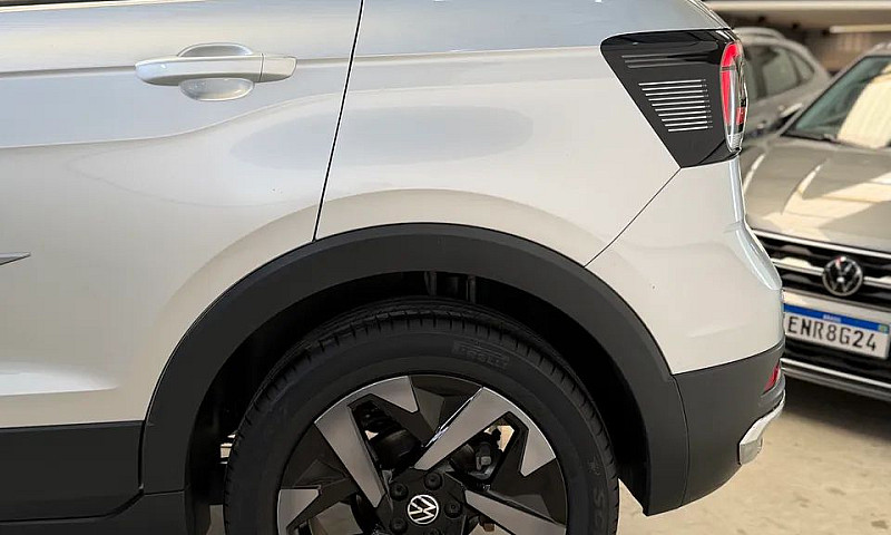 Volkswagen T-Cross 1...