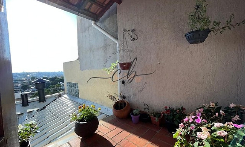 Casa À Venda No Bair...
